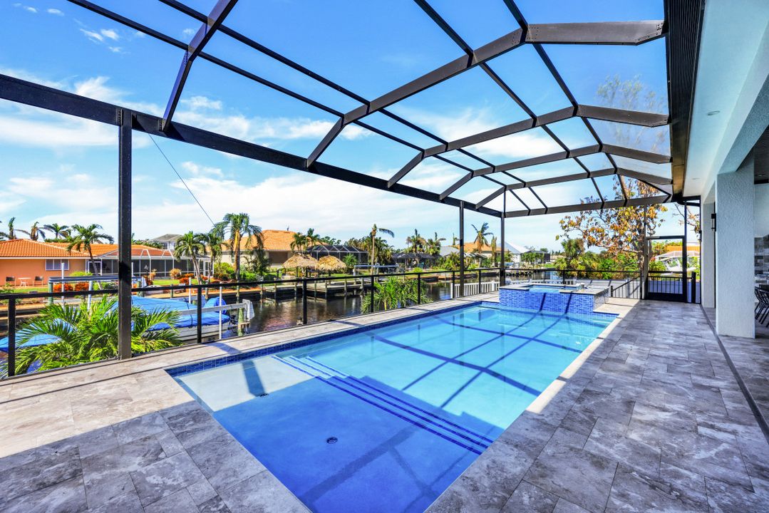 5332 Malibu Ct, Cape Coral, FL 33904