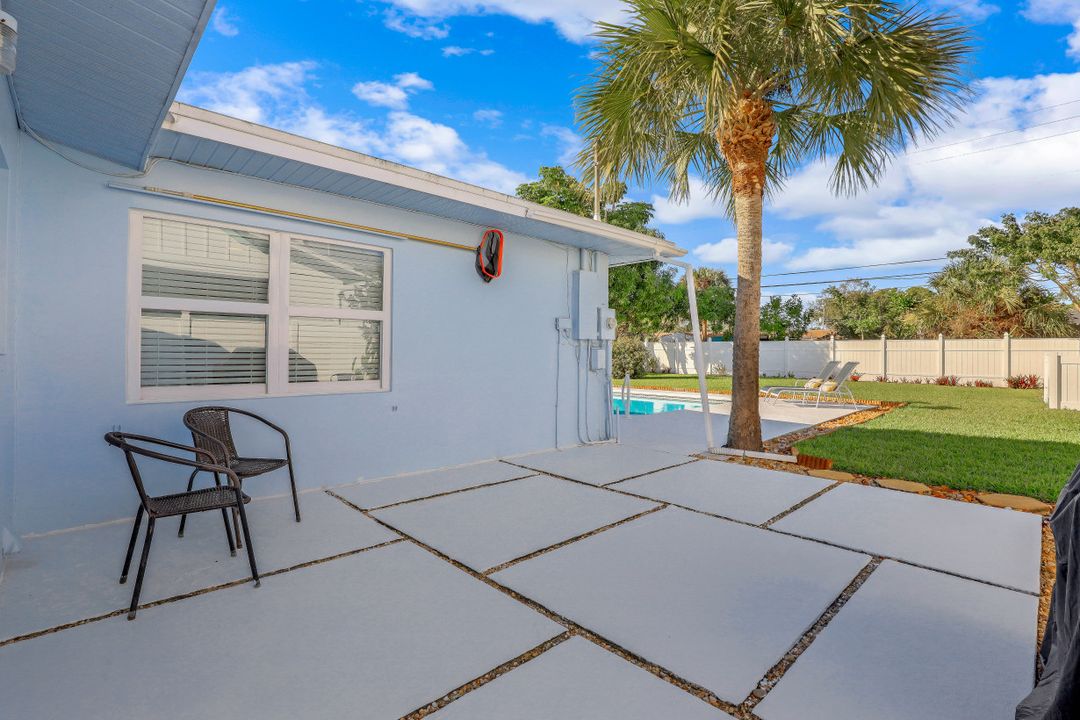 1173 29th Ave N, Naples, FL 34103