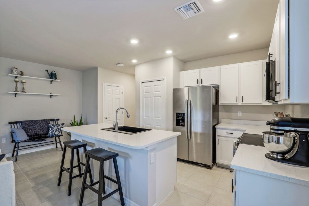 15365 Wildflower Cir, Naples, FL 34119