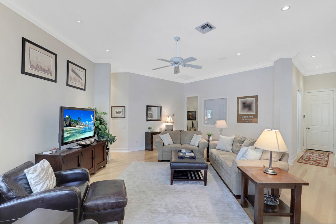 1367 Wood Duck Trail, Naples, FL 34108