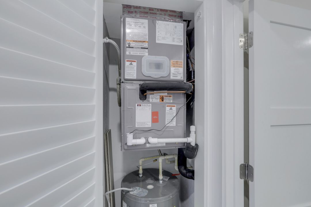 1012 Anglers Cove #D-406, Marco Island, FL 34145