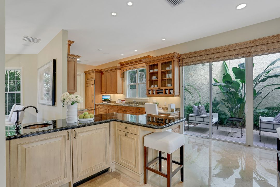 232 Point Salerno, Naples, FL 34108