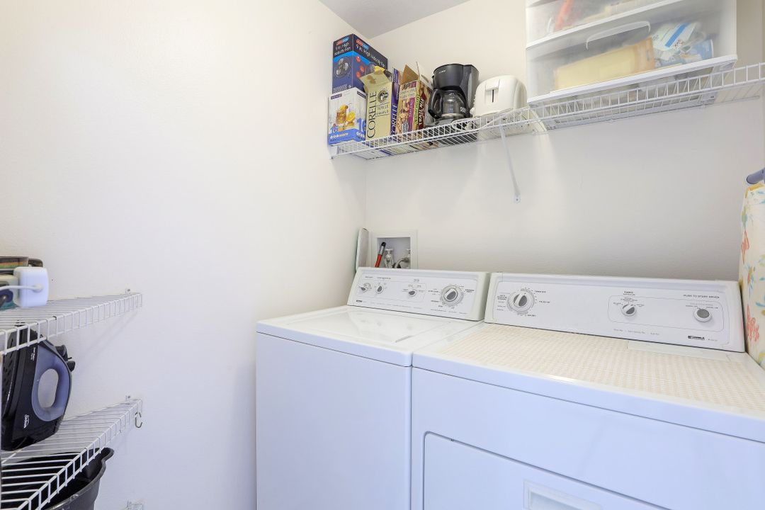 6528 Huntington Lakes Cir #203, Naples, FL 34119