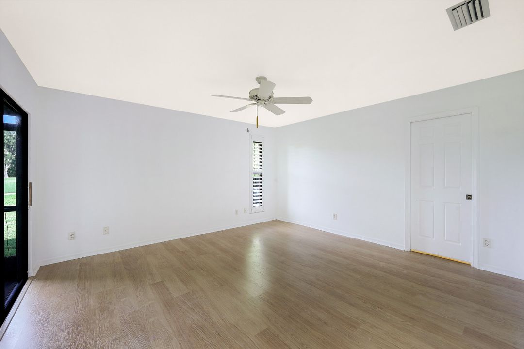 606 Kings Way, Naples, FL 34104