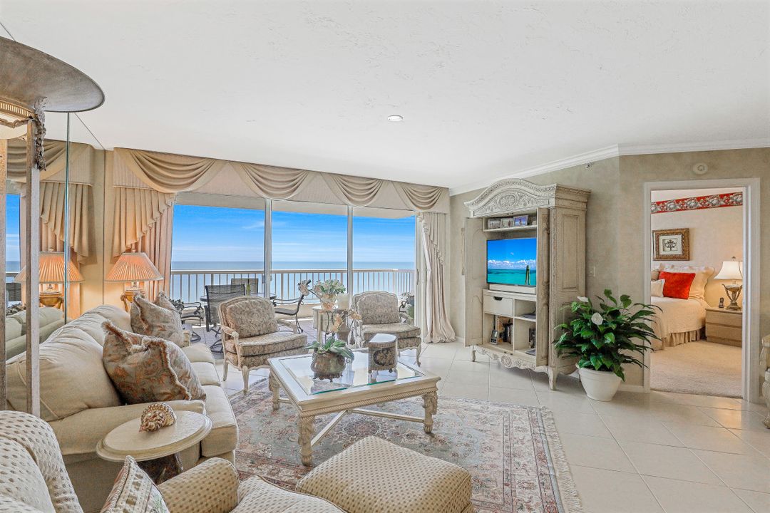 990 Cape Marco Dr #604, Marco Island, FL 34145