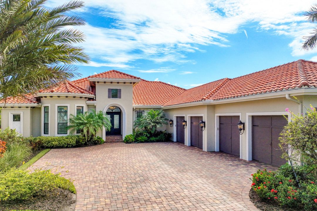 9238 Marble Stone Dr, Naples, FL 34120