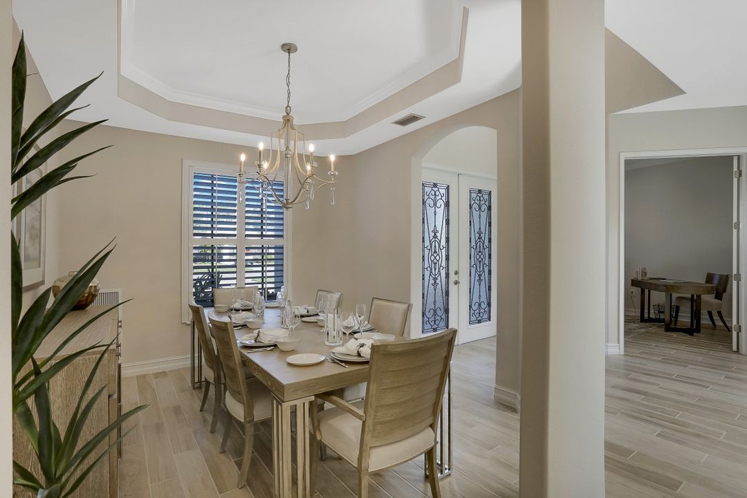 2296 Somerset Pl, Naples, FL 34120