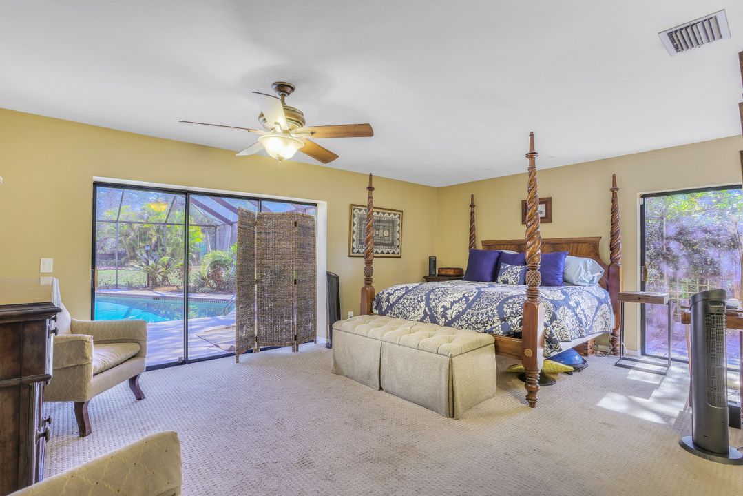 6846 Trail Blvd, Naples, FL 34108