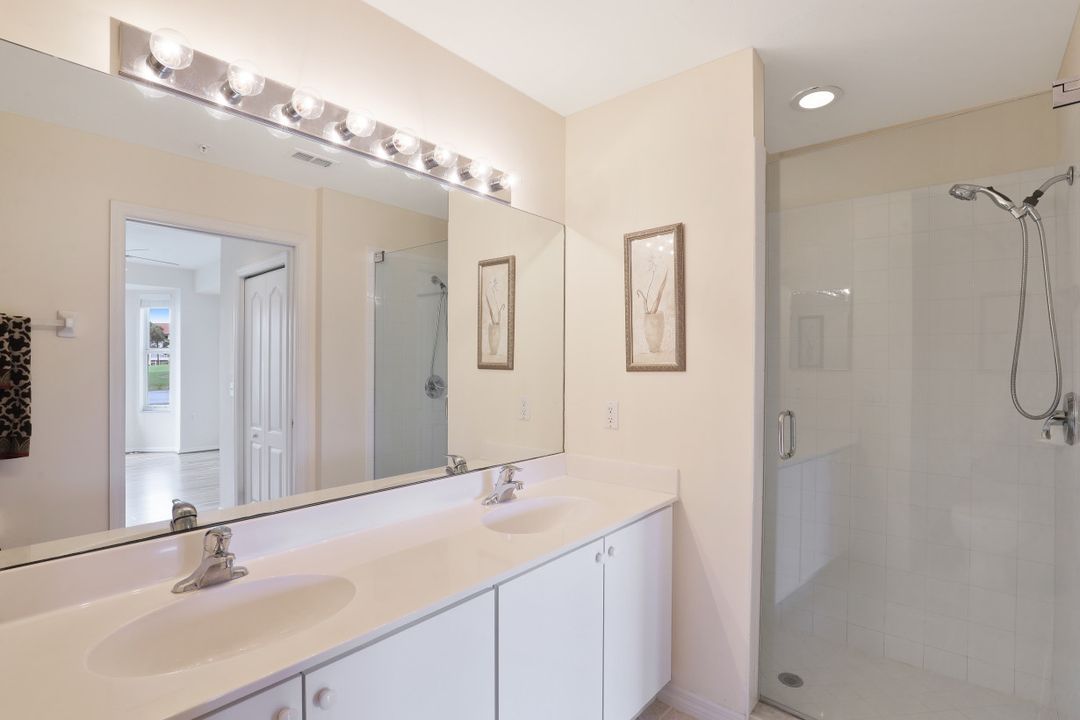 2870 Cypress Trace Cir #1712, Naples, FL 34119