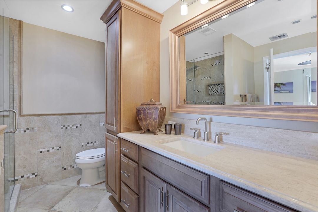 1400 Blue Point Ave #206, Naples, FL 34102