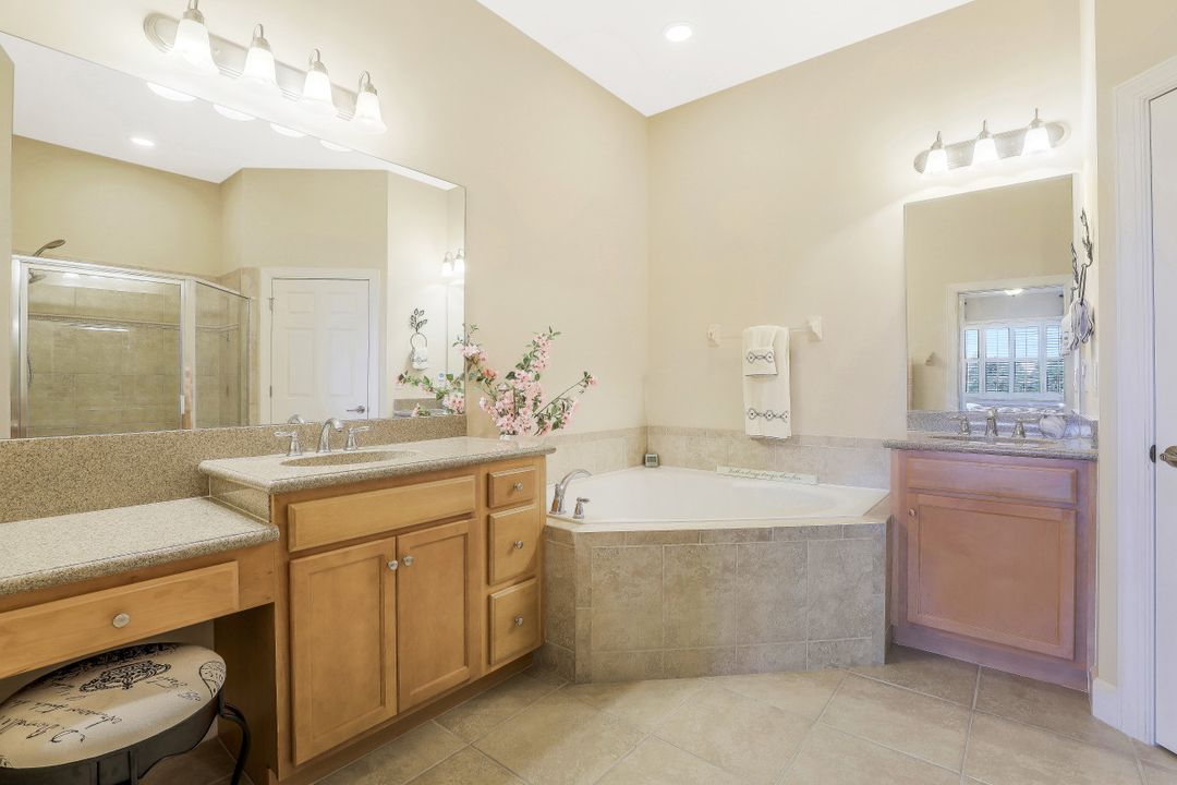 9509 Ironstone Terrace #201, Naples, FL 34120