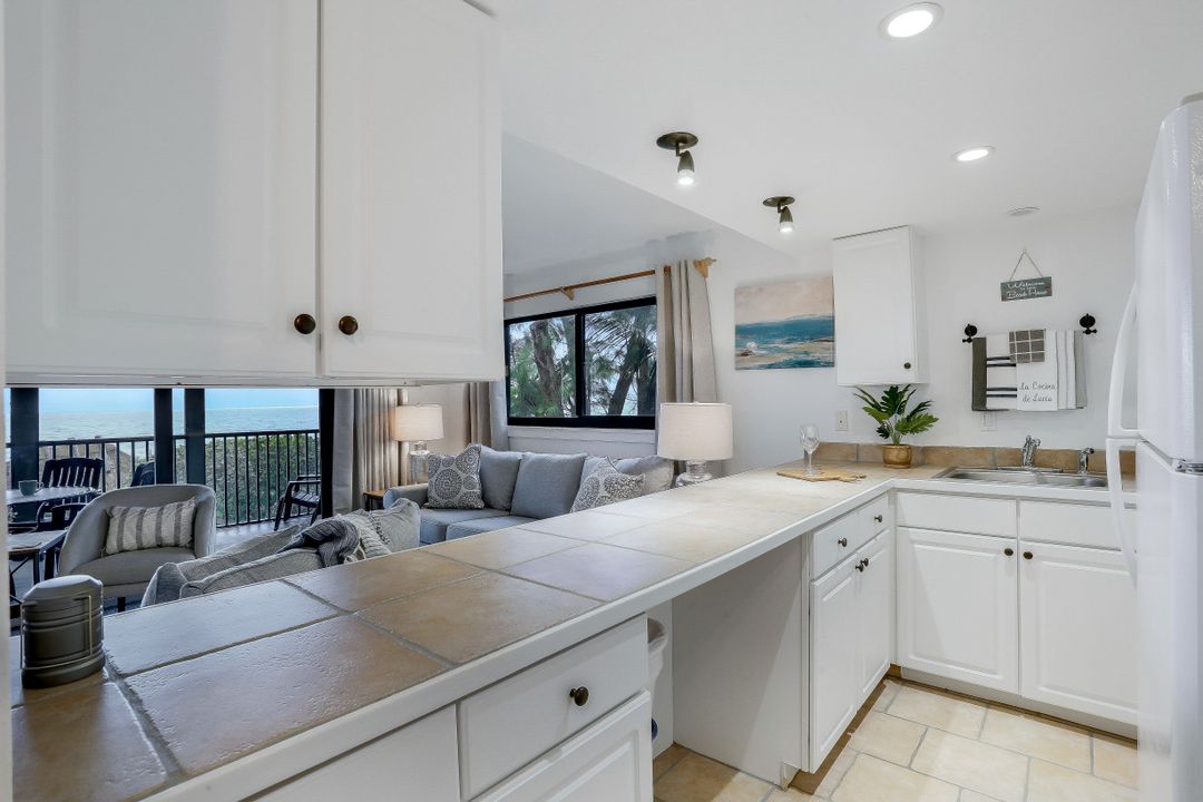 15300 Captiva Dr, Captiva, FL 33924