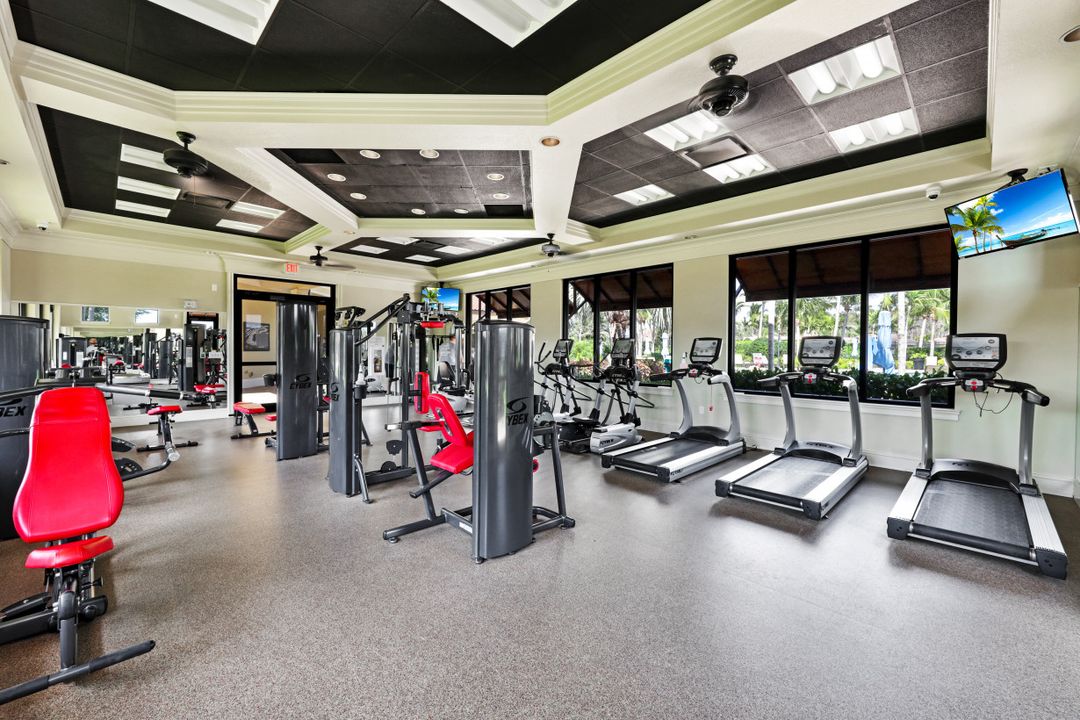 9129 Isla Bella Cir, Bonita Springs, FL 34135