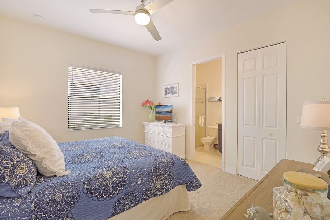 2760 Crystal Way, Naples, FL 34119