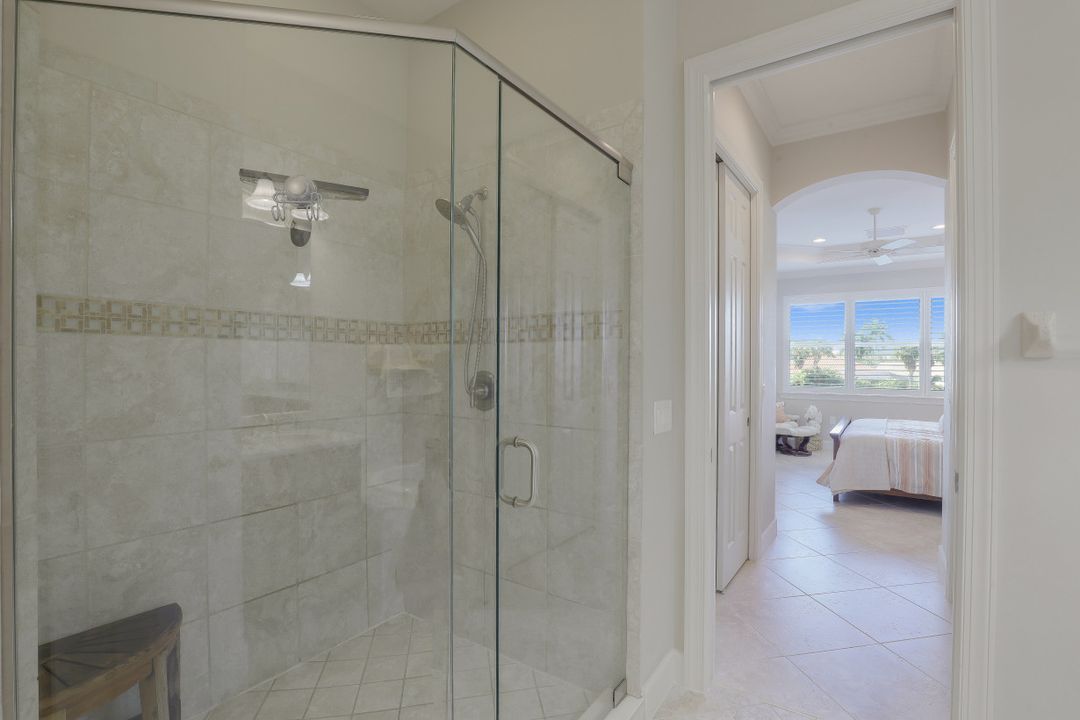 8843 Nautical Landing Cir #201, Naples, FL 34120