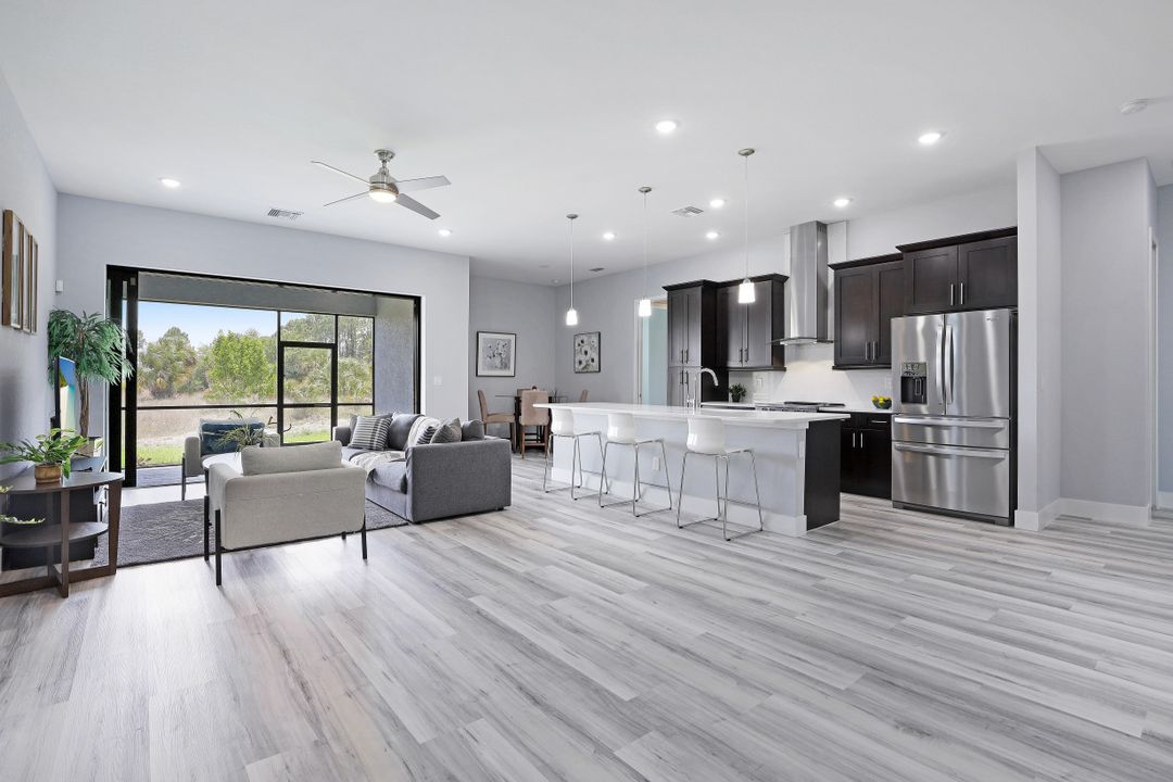 3400 W Gator Cir, Cape Coral, FL 33909