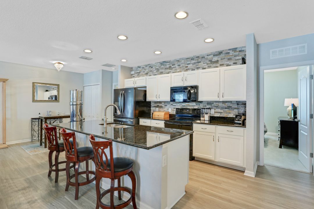 3405 NW 9th St, Cape Coral, FL 33993