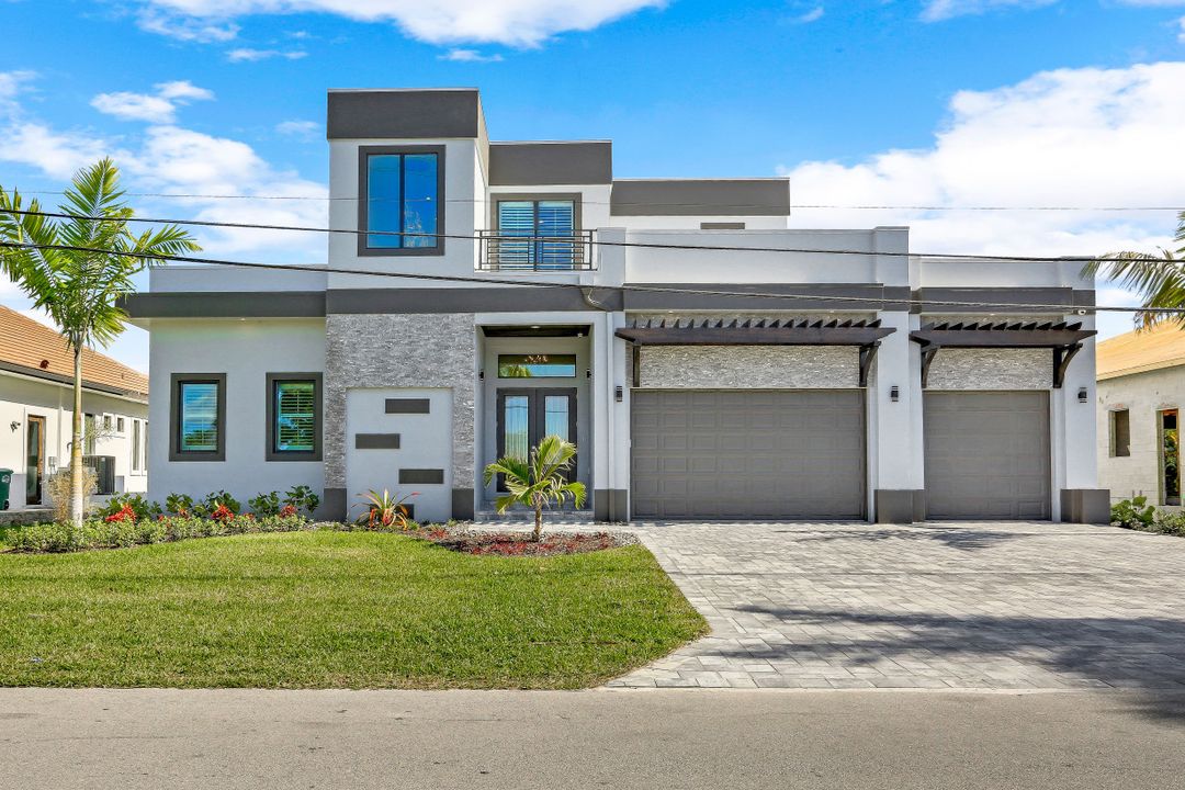 5305 Bayshore Ave, Cape Coral, FL 33904