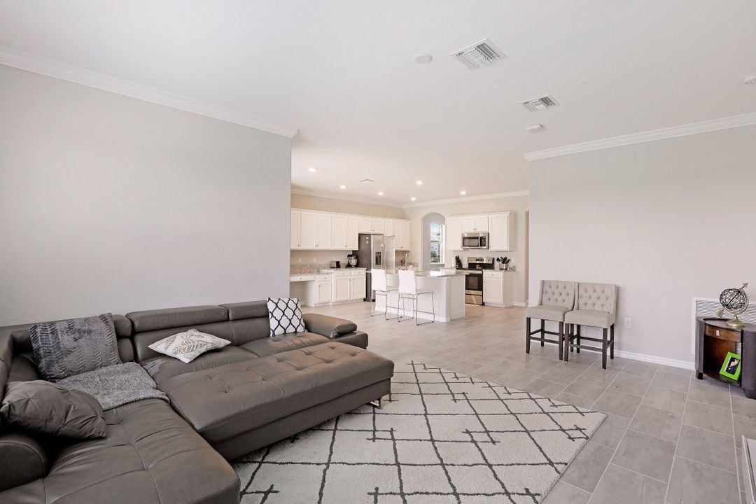 11861 Arbor Trace Dr, Fort Myers, FL 33913