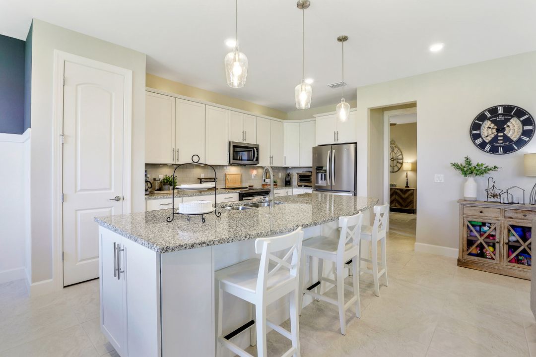 9400 Bramley Terrace, Fort Myers, FL 33967