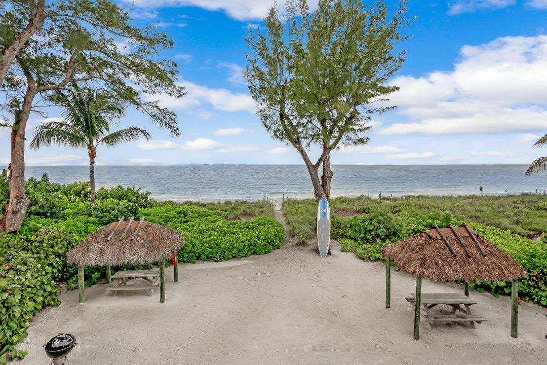 15300 Captiva Dr, Captiva, FL 33924