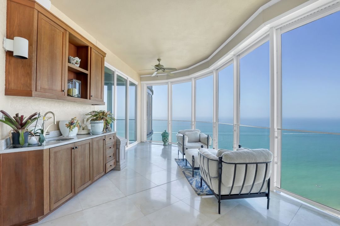 4101 Gulf Shore Blvd N #PH-3, Naples, FL 34103