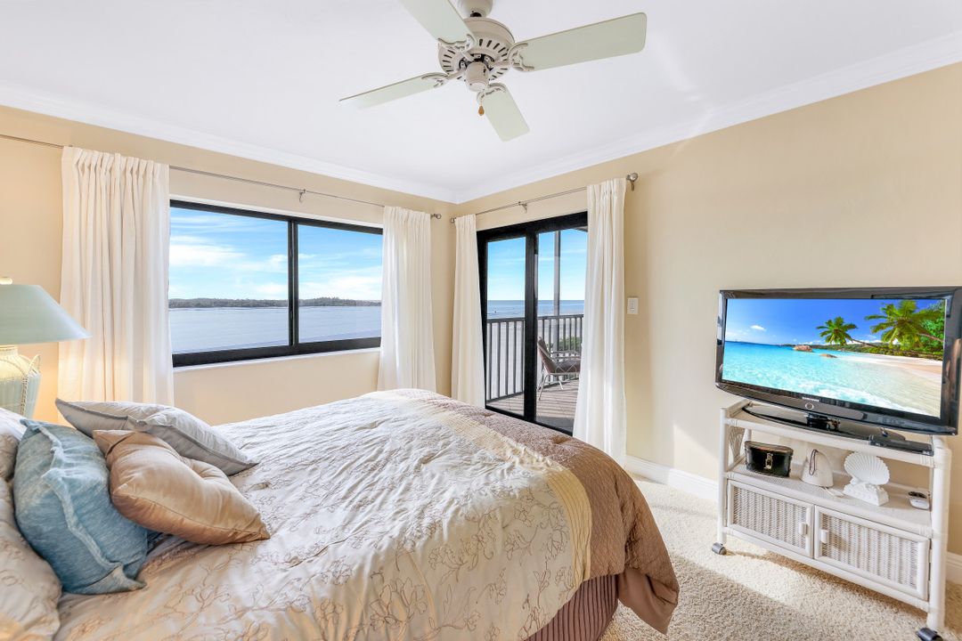 8402 Estero Blvd #302, Fort Myers Beach, FL 33931