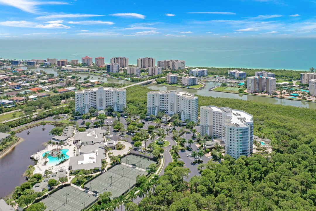 275 Indies Way #1605, Naples, FL 34110