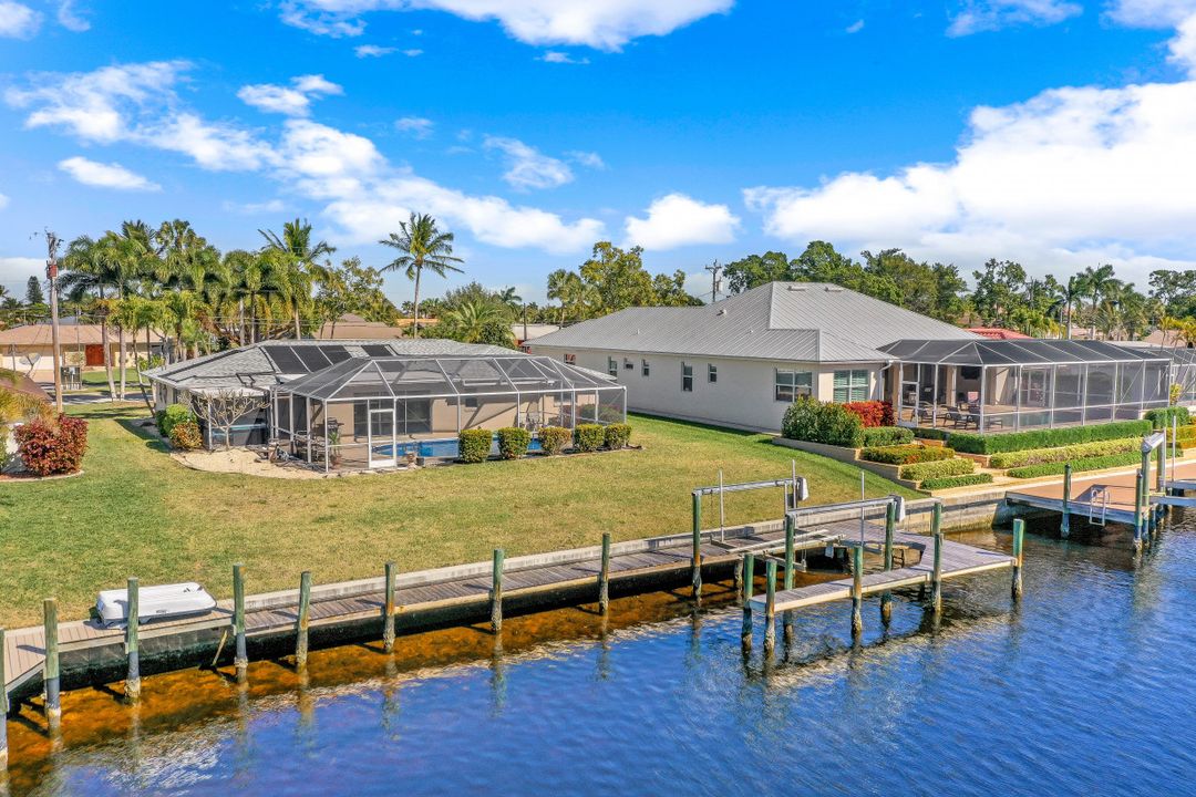 1936 Palaco Grande Pkwy, Cape Coral, FL 33904
