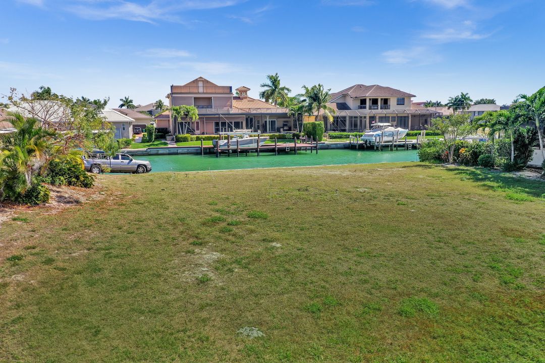 921 Giralda Ct, Marco Island, FL 34145