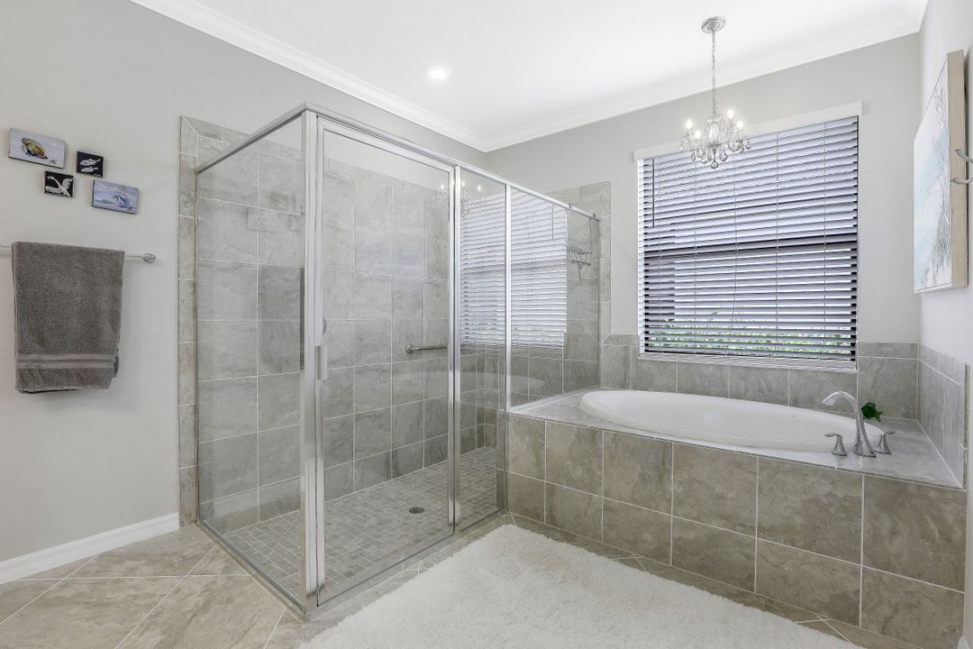 19877 Beechcrest Pl, Estero, FL 33928