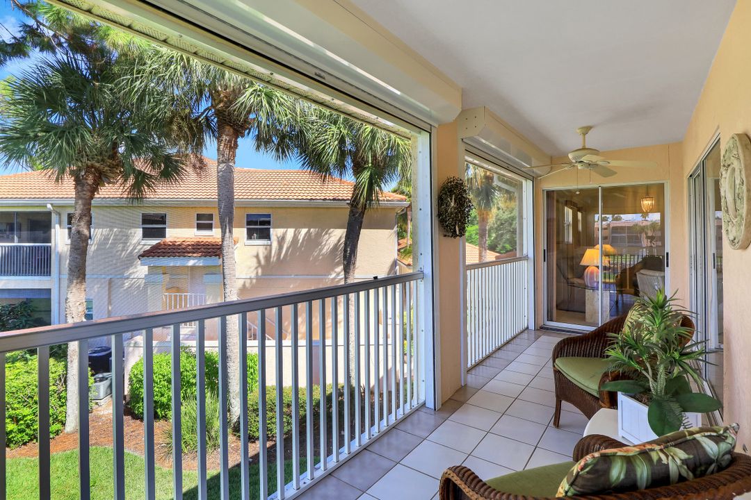 524 Woodshire Ln #E1, Naples, FL 34105