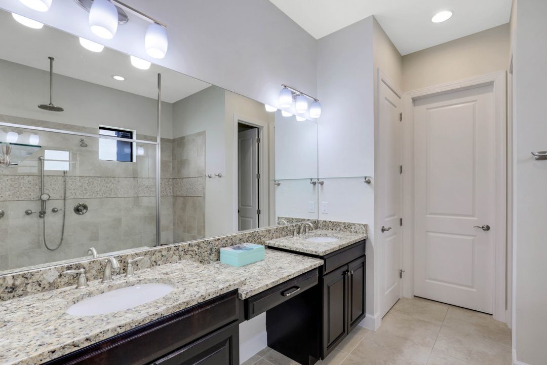 8701 Cavano St, Naples, FL 34119