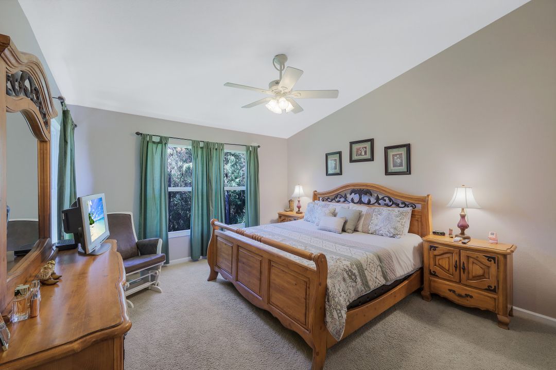 6765 Huntington Lakes Cir  #201, Naples, FL 34119