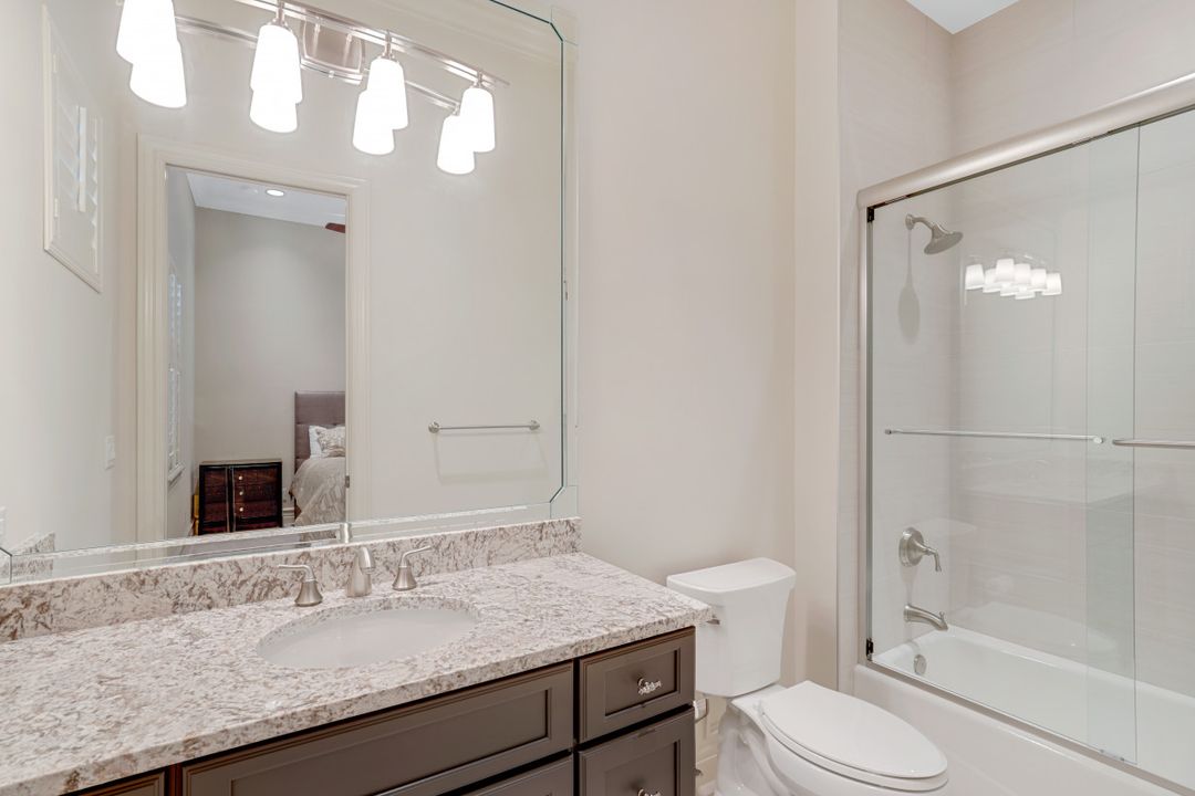 16459 Seneca Way, Naples, FL 34110