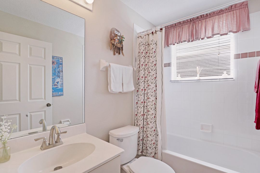 6680 Huntington Lakes Cir #102, Naples, FL 34119