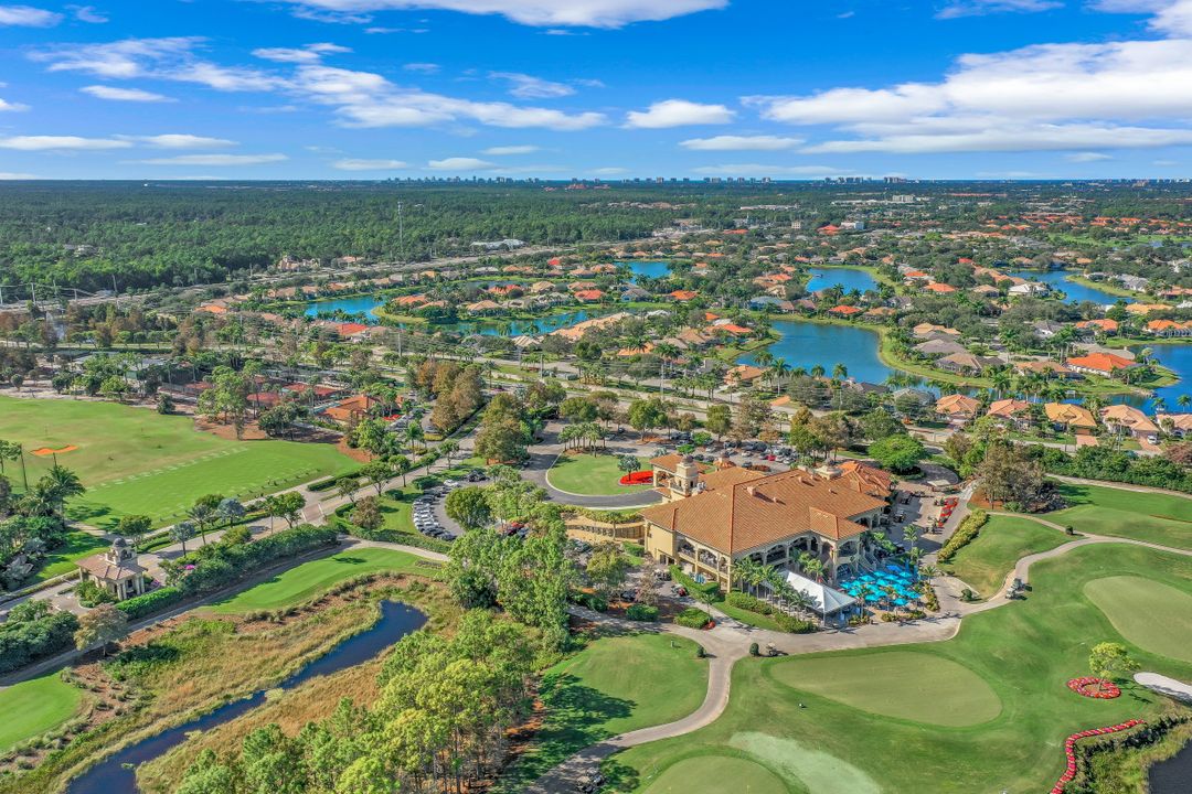 7417 Treeline Dr, Naples, FL 34119
