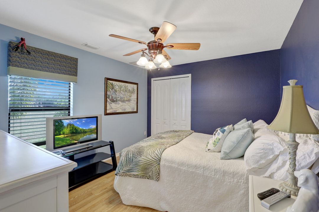 5011 SW 22nd Pl, Cape Coral, FL 33914