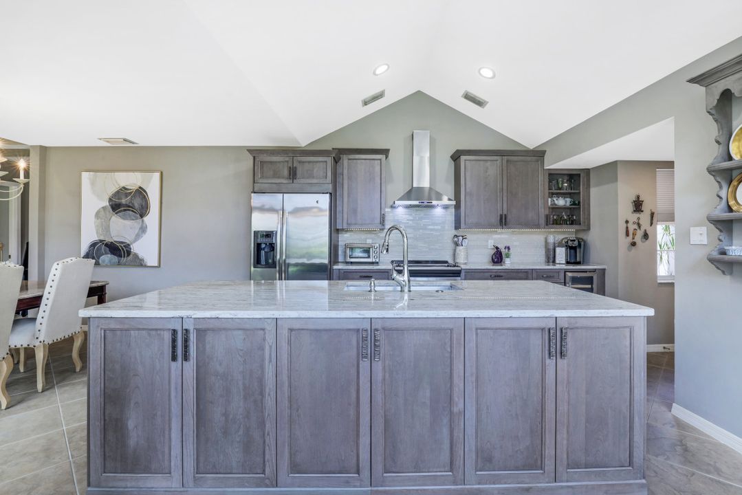 19516 Lost Creek Dr, Estero, FL 33967