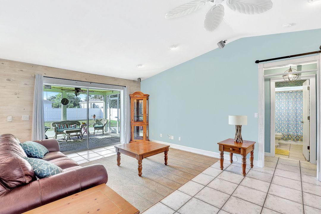 2028 NW 7th St, Cape Coral, FL 33993