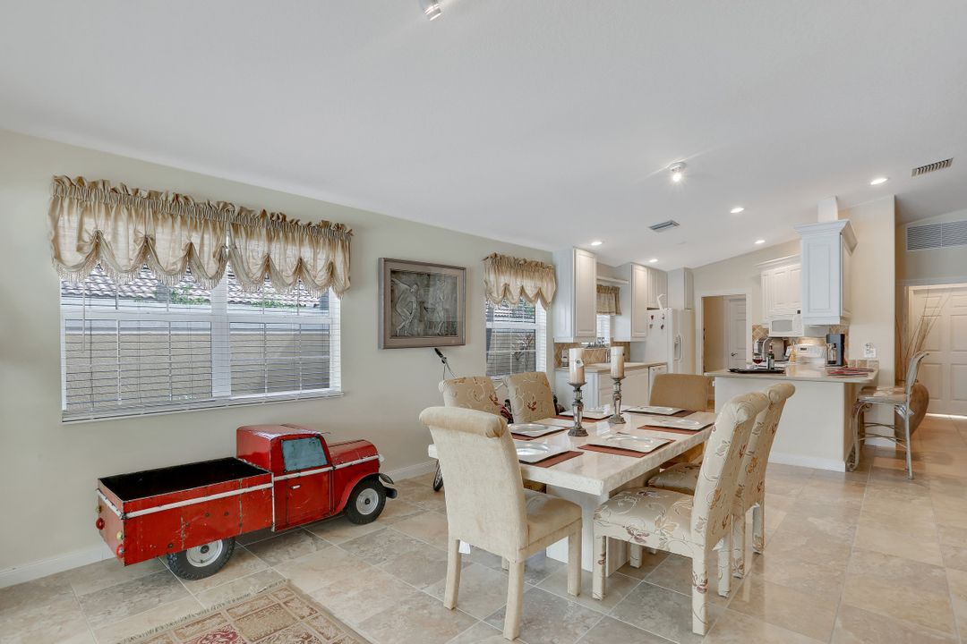 15394 Queen Angel Way, Bonita Springs, FL 34135