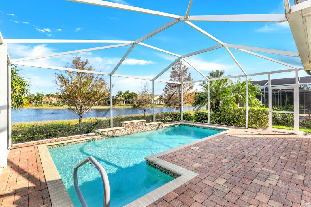 9400 La Bianco St, Fort Myers, FL 33967