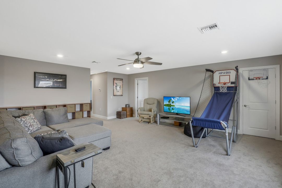 17302 Ashcomb Way, Estero, FL 33928