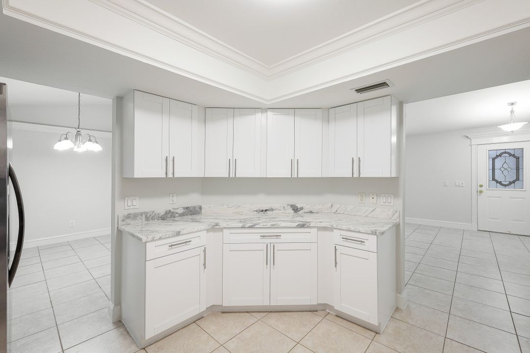 412 Gleason Pkwy, Cape Coral, FL 33914