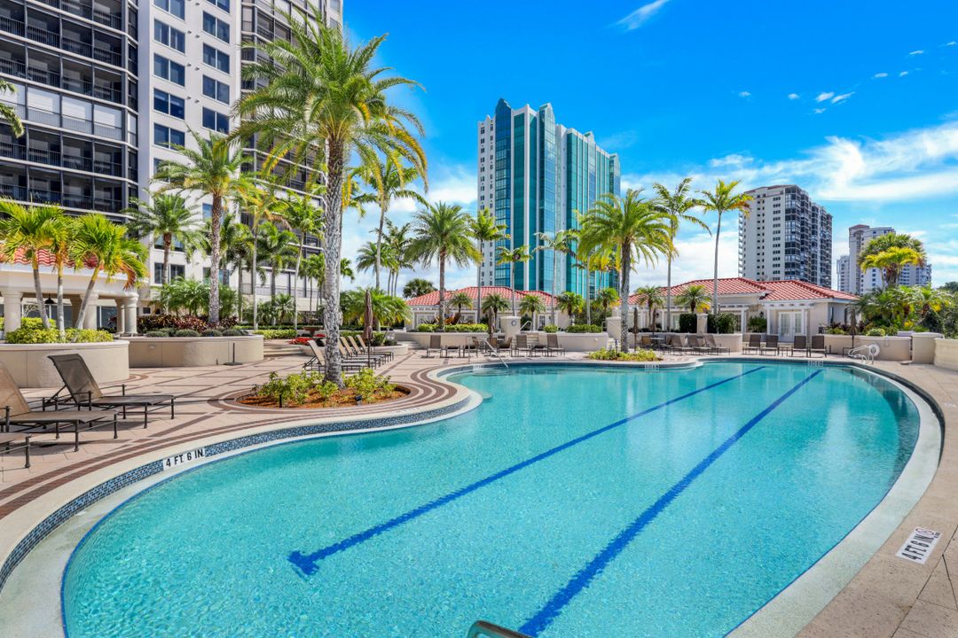 7575 Pelican Bay Blvd #1705, Naples, FL 34108