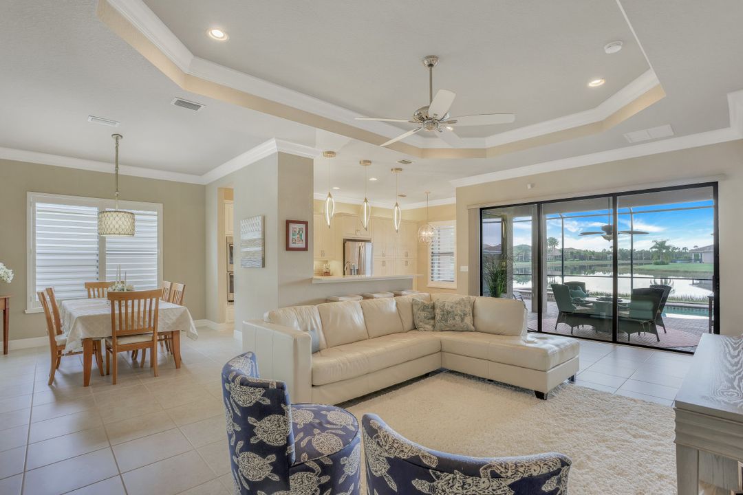 11516 Stonecreek Cir, Fort Myers, FL 33913