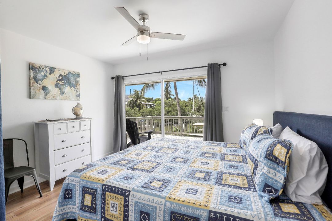 670 Palm Ave, Marco Island, FL 34145