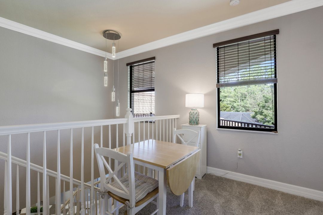 3407 Pacific Dr, Naples, FL 34119