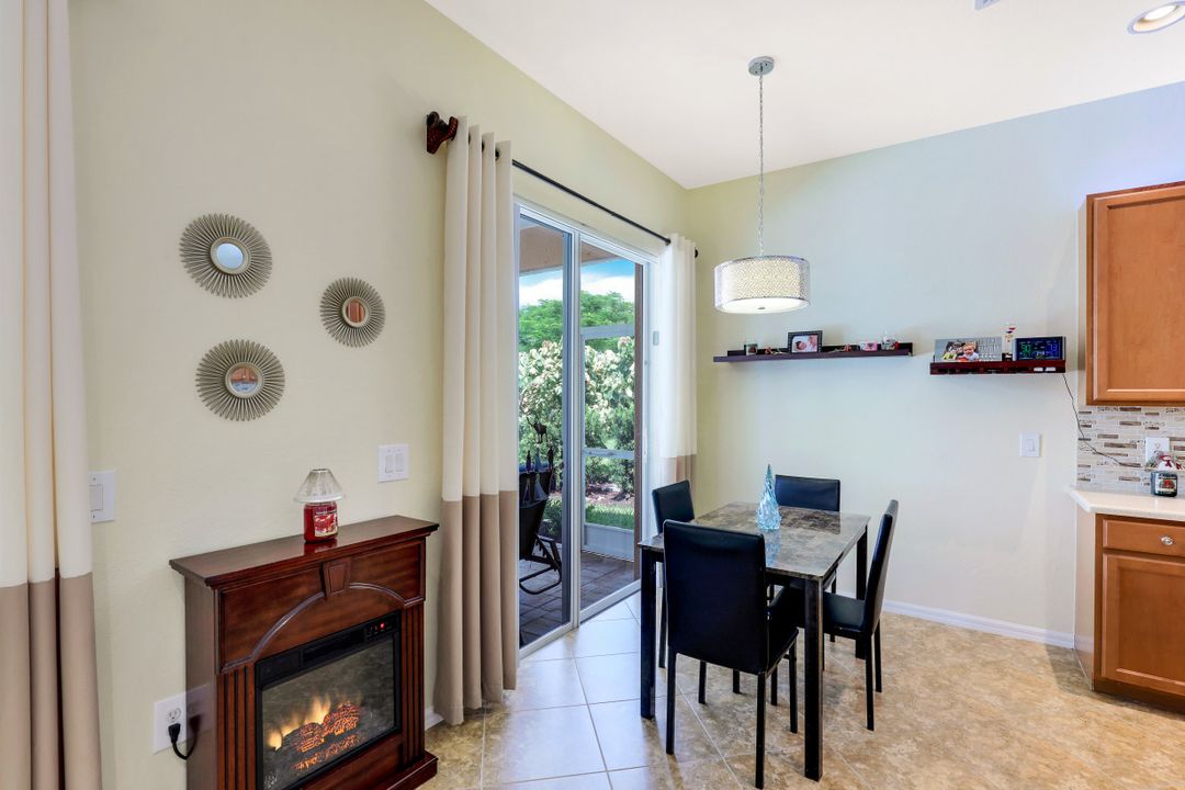 14087 Mirror Ct, Naples, FL 34114