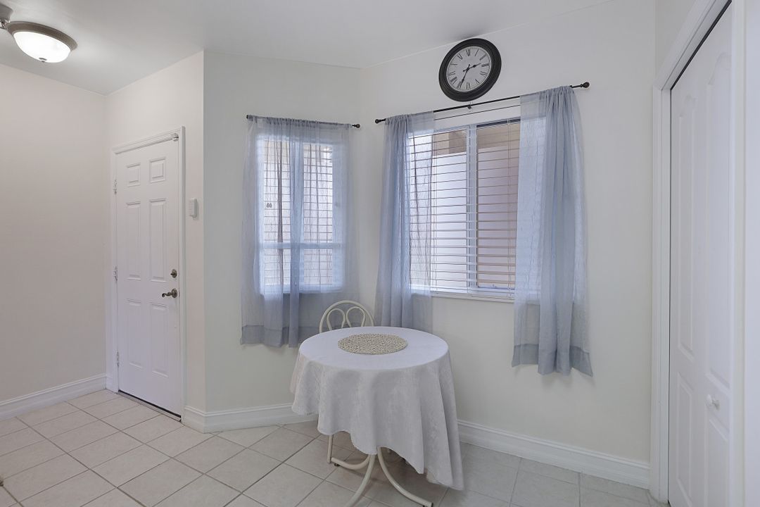 7822 Great Heron Way #104, Naples, FL 34104